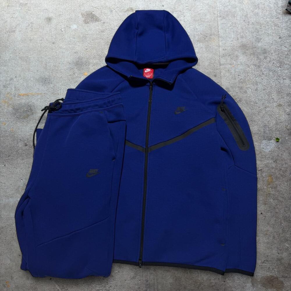 Nike tech fleece navy dark XL